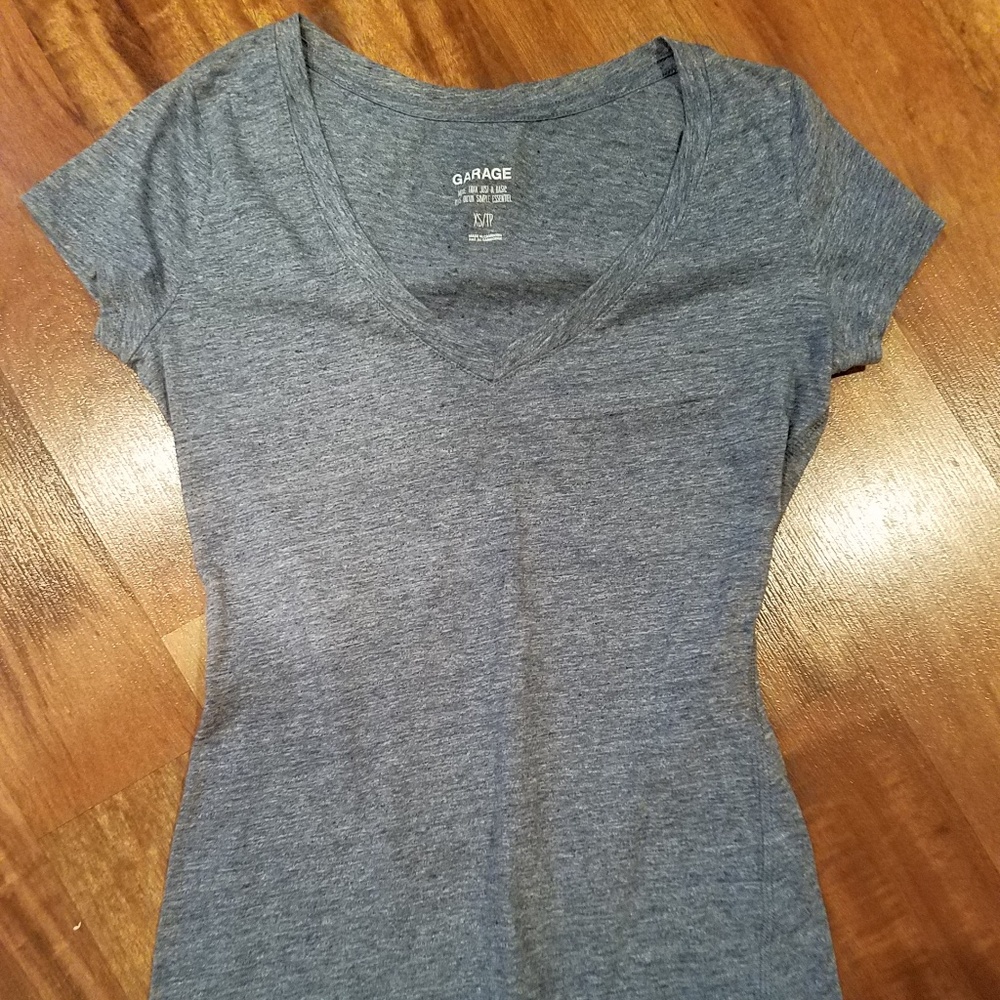 Garage v neck shirt size xsmall.